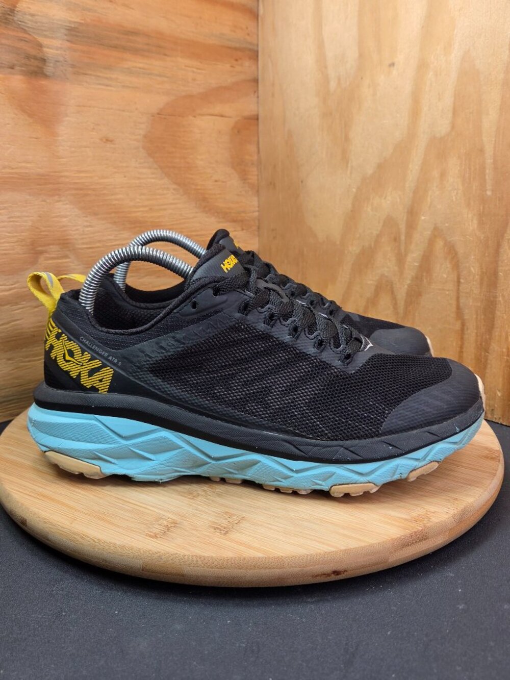 Hoka Challenger ATR 5 Womens Black Running Shoes Sneakers Size 8.5 Wide